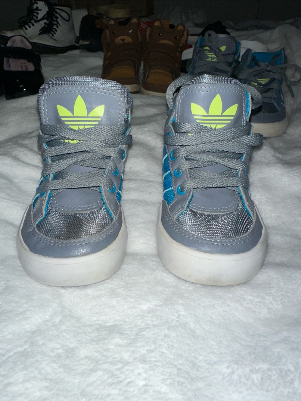 Bundle of SIX pair of adidas Kids Sneakers - Picture 3 of 16
